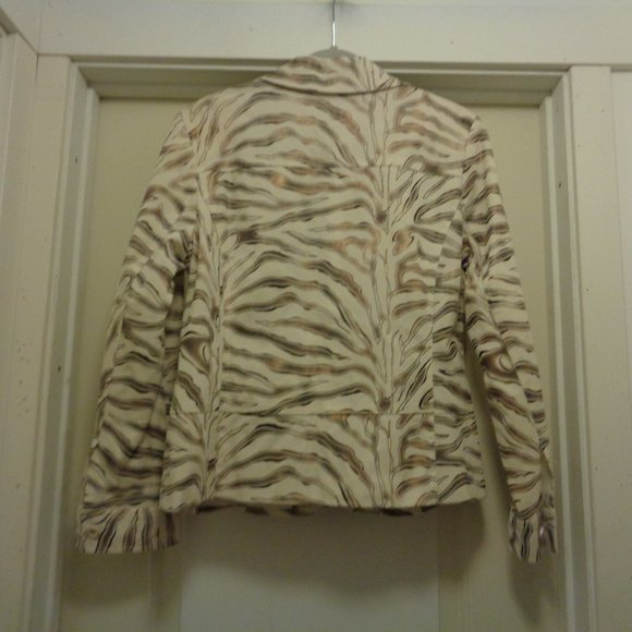 TRENDING ZEBRA STYLE GIRL DESIGNER ERIN LONDON SWIRLY STRIPES JACKET M - Picture 5 of 5